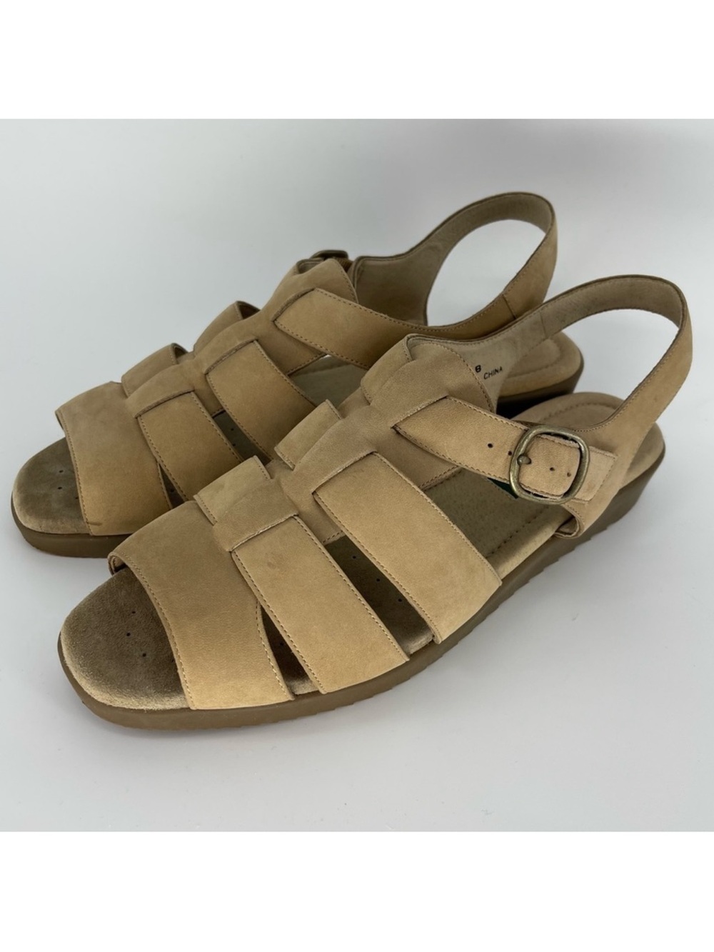 Easy Spirit Tan Buckle Anti-Shock Sole Comfort Sandals, Women's 11